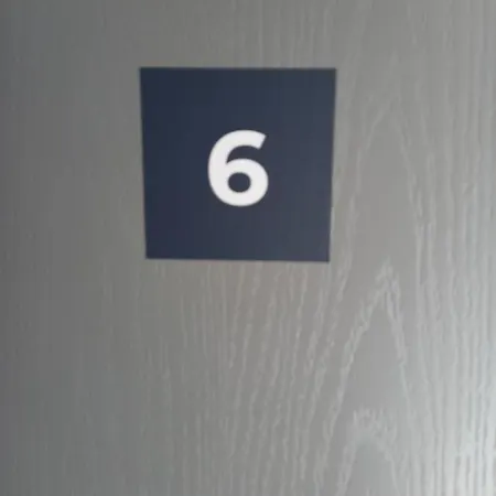 לינה וארוחת בוקר Et D'etretat 4*